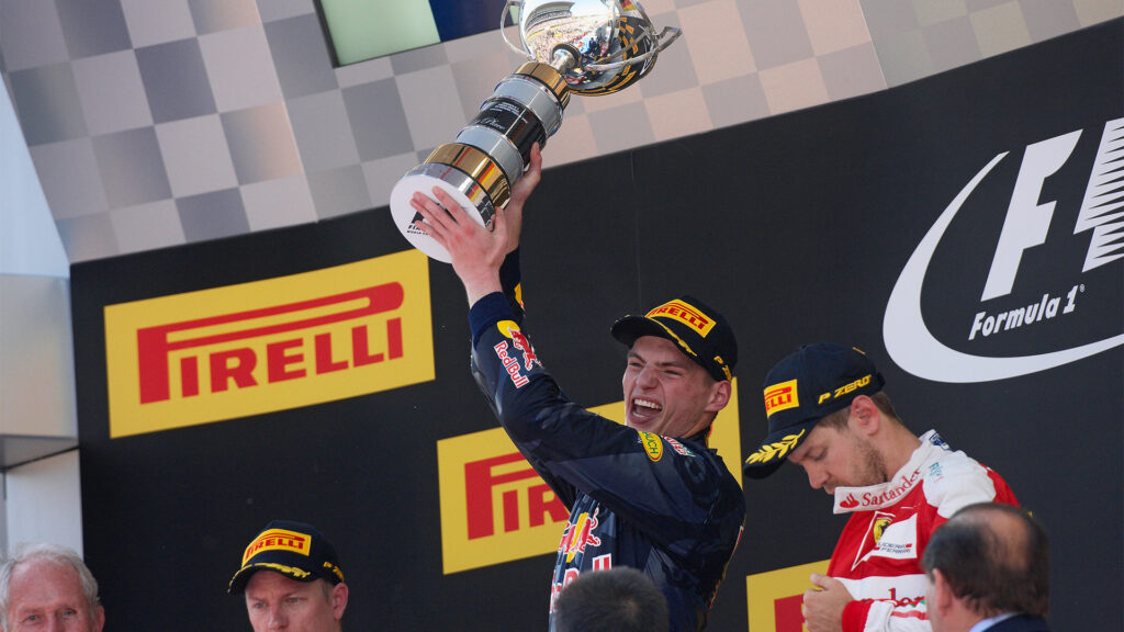 Antonelli y los pilotos más  jóvenes en el podio de Formula 1
