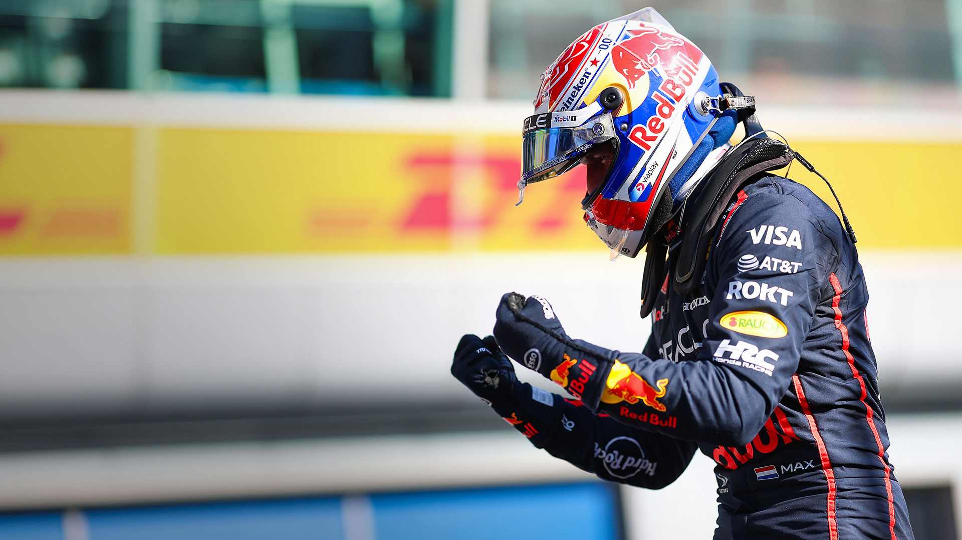 VERSTAPPEN GANA LA POLE A LOS MCLAREN