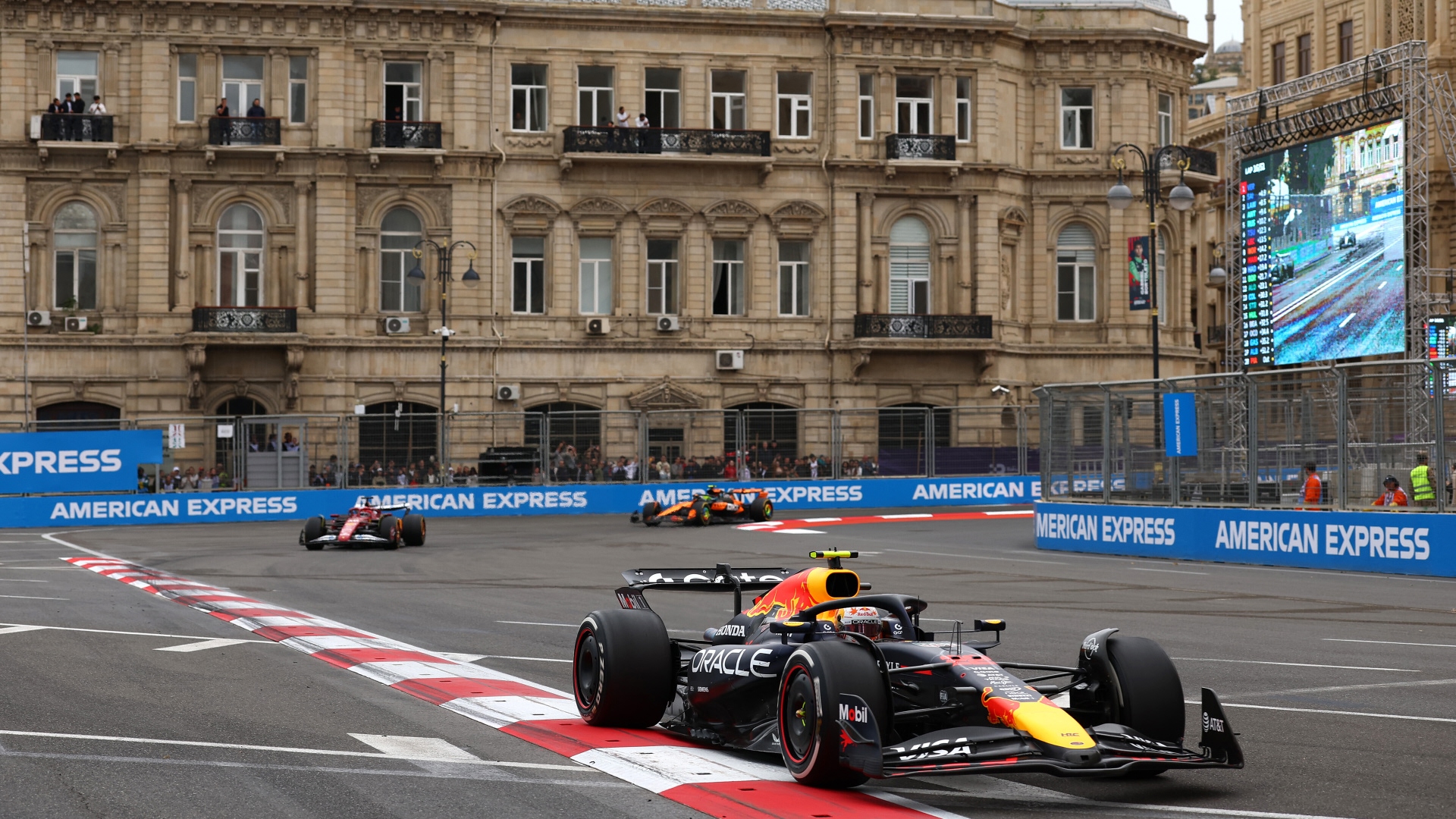 Verstappen, dominó el GP de Azerbaiyán de F1 en Bakú