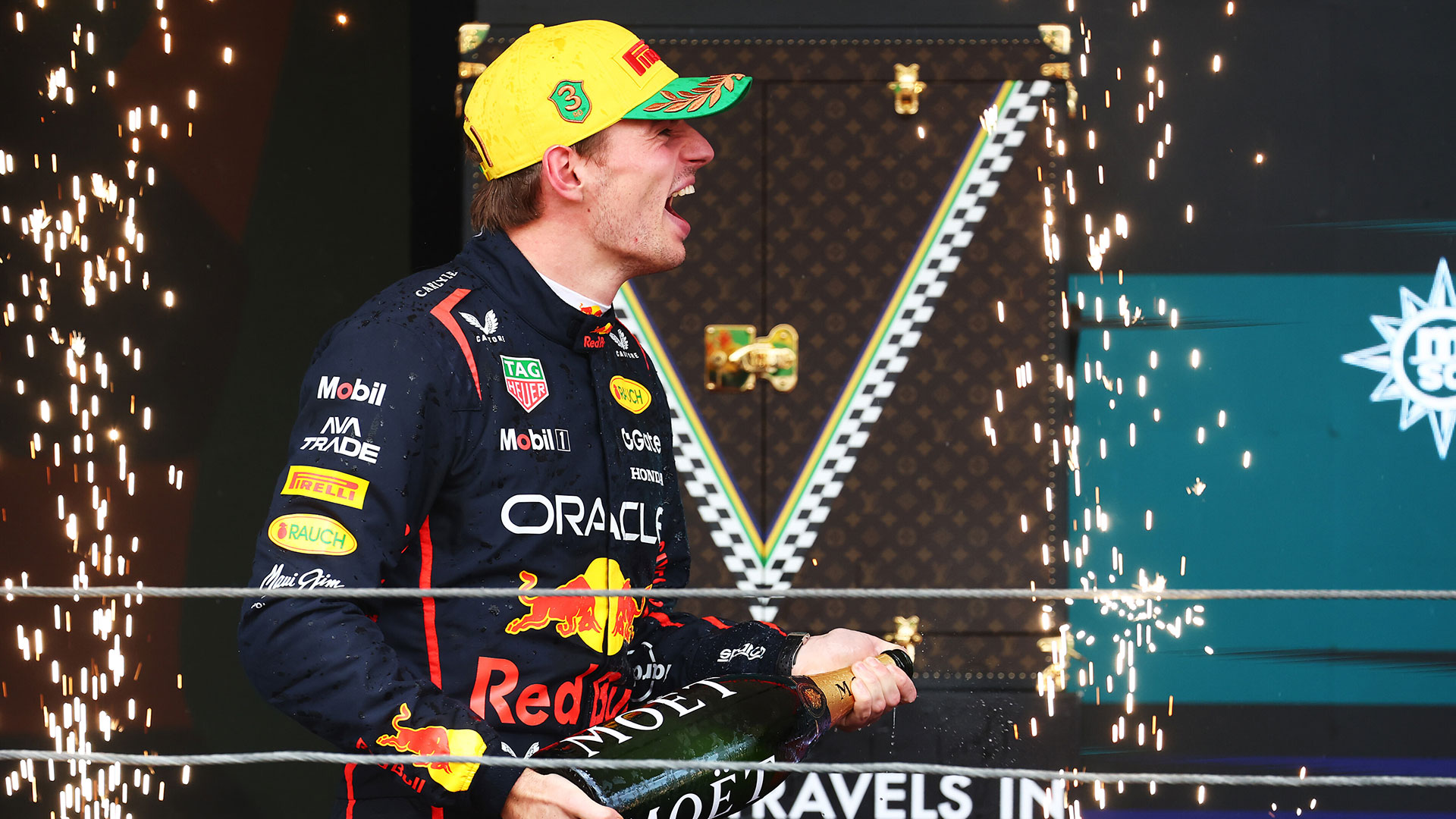 NORRIS DOMINA EN INTERLAGOS Y AMPLÍA SU VENTAJA EN EL CAMPEONATO