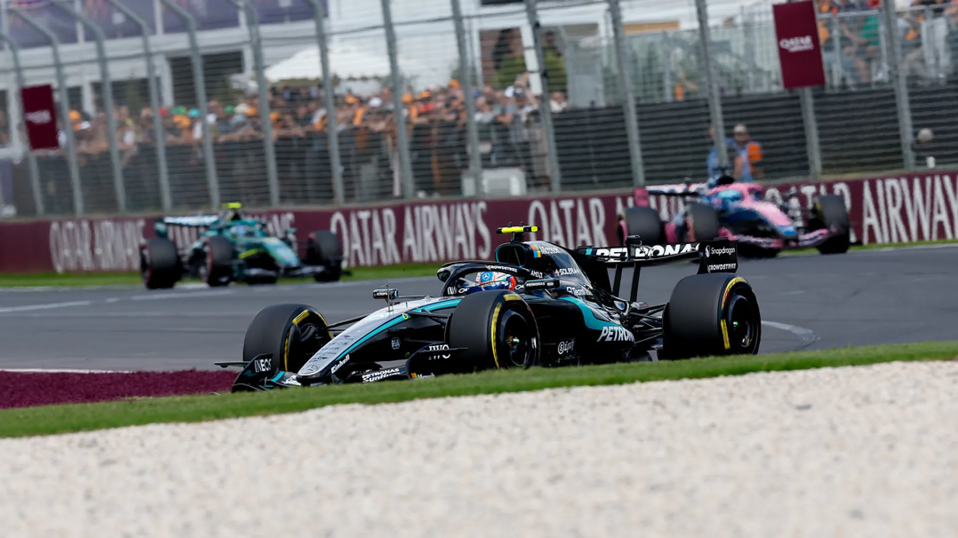 Mercedes firma un 1-2 en Melbourne