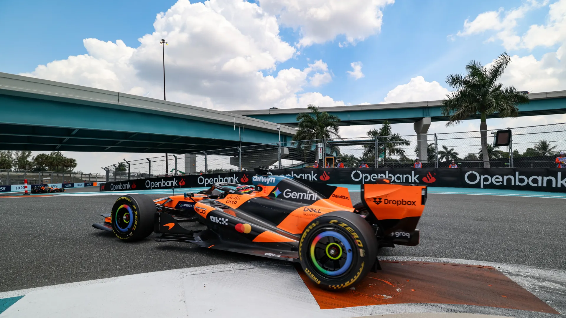Norris lidera el doblete de McLaren en el Sprint de Miami