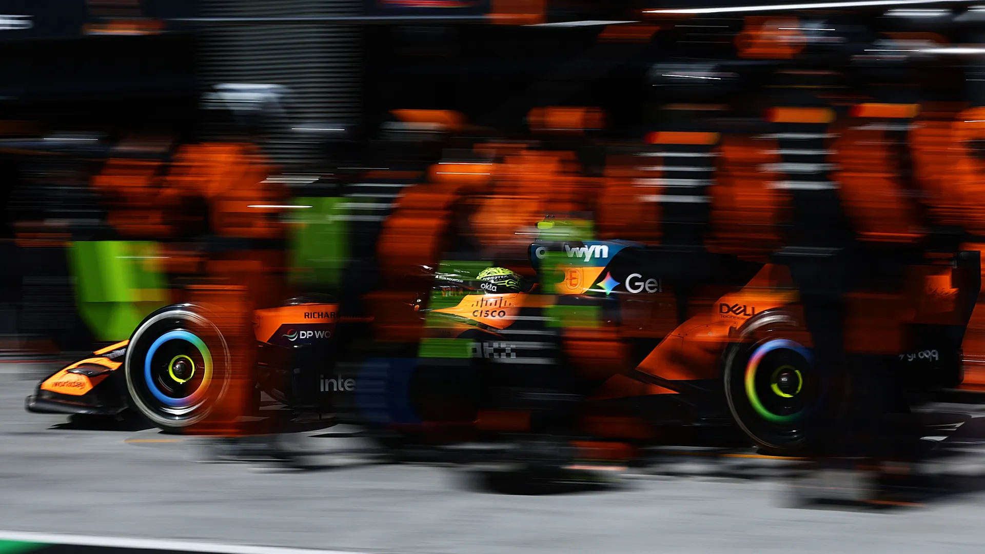 Norris gana en Hungría y McLaren vuelve a lo más alto