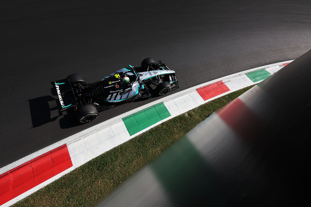 Antonelli remonta desde el fondo y conquista Monza