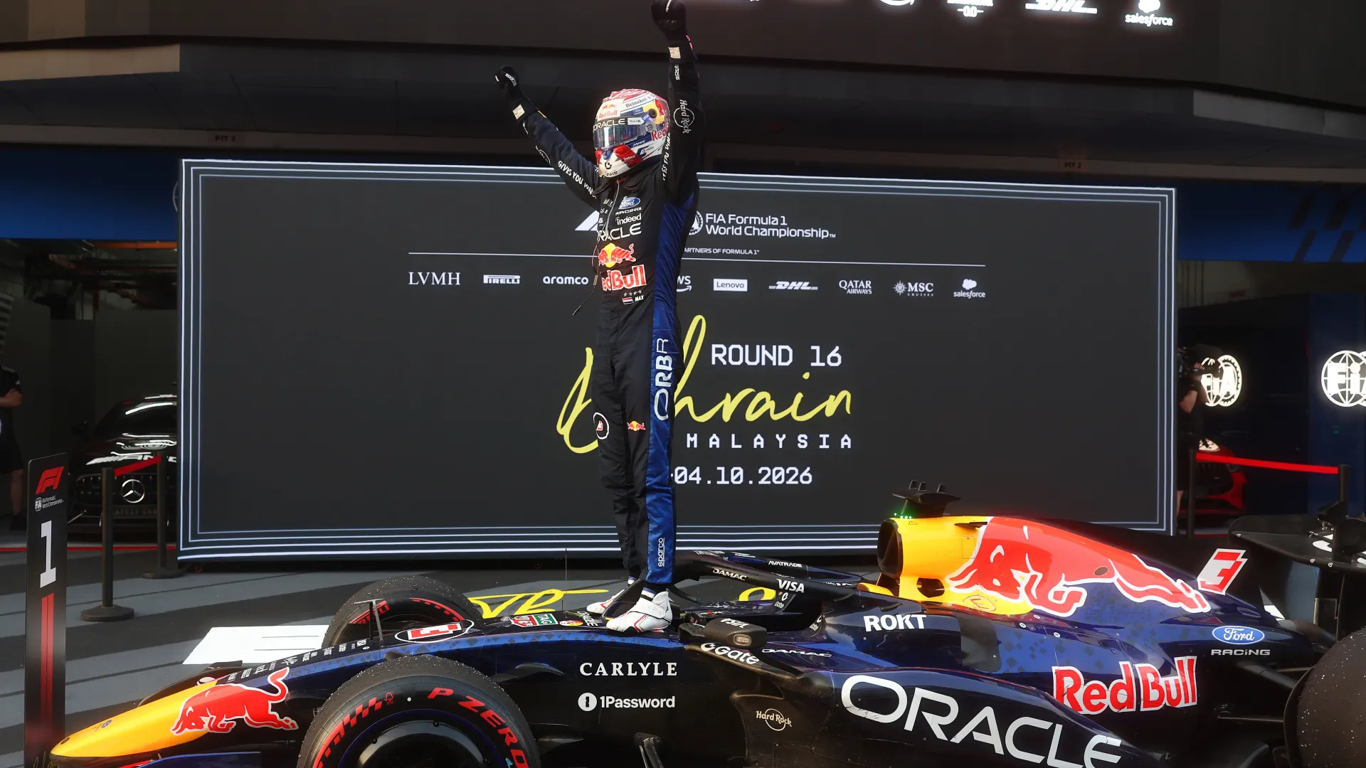 Verstappen consigue su primera victoria de la temporada en Sepang