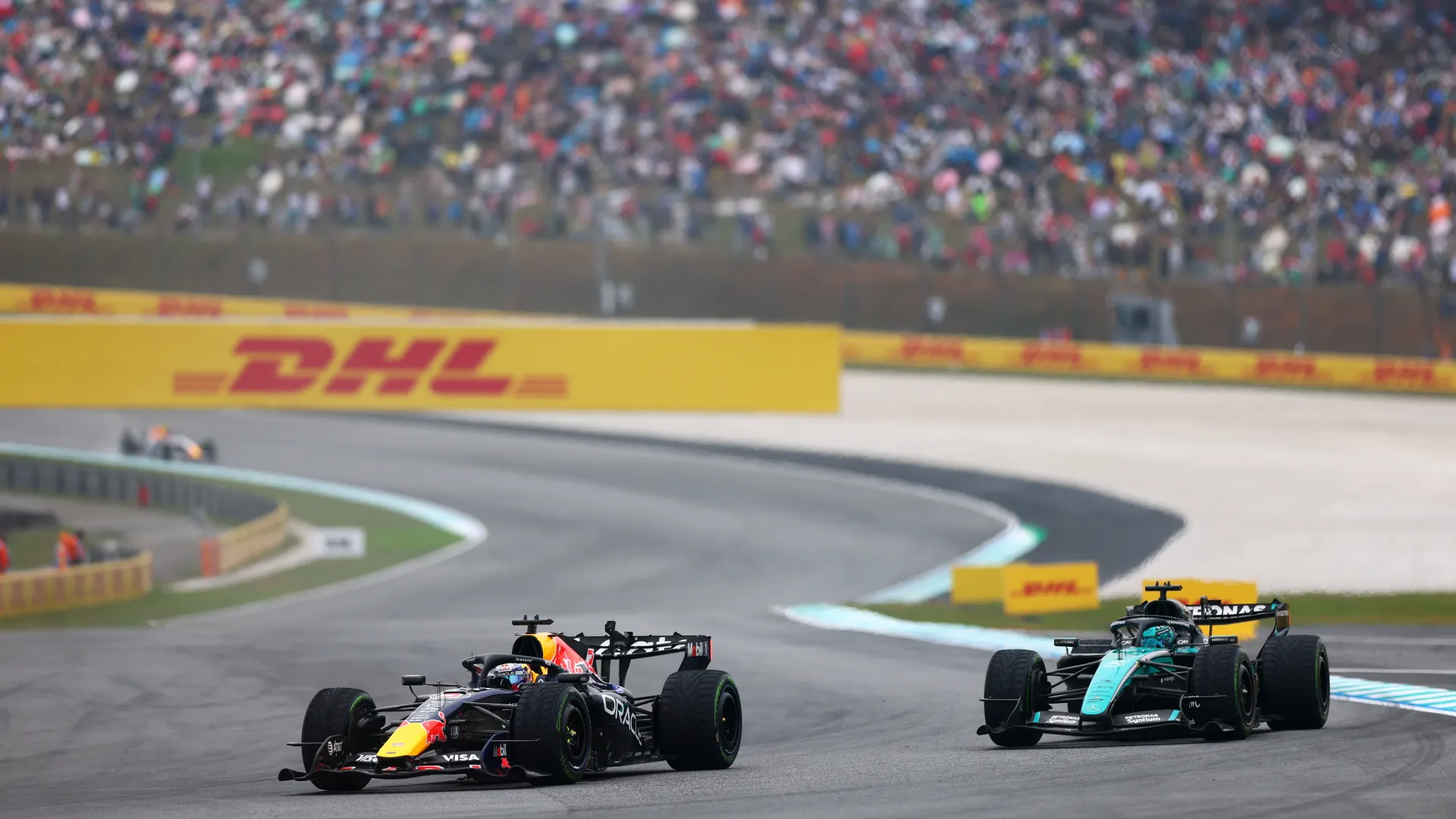 Verstappen consigue su primera victoria de la temporada en Sepang